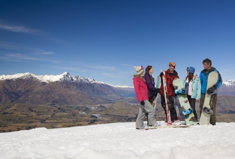 10 Best Places to Ski & Snowboard in New Zealand