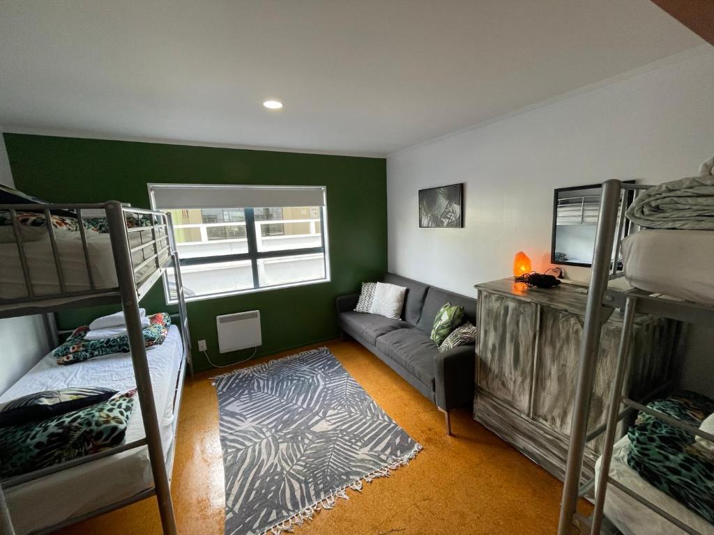 8 Best Backpacker Hostels in Paihia