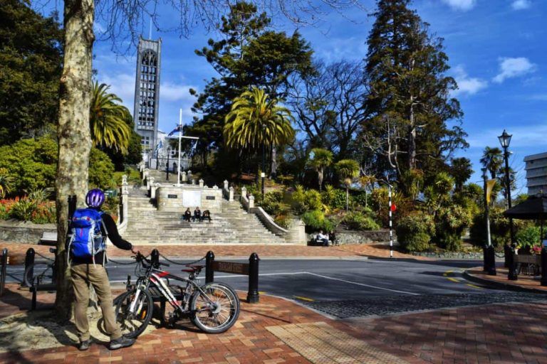 Nelson - Guide for Backpackers