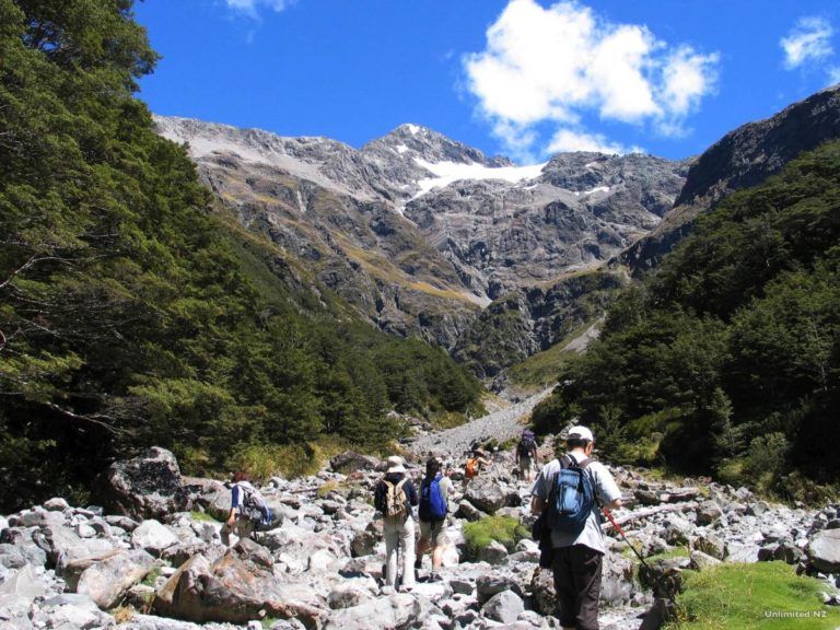 Arthur's Pass National Park - Guide for Backpackers
