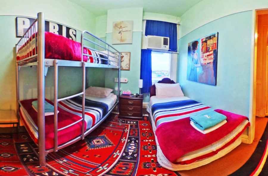 5 Best Backpackers Hostels in Takaka & Golden Bay 🎒 [2023]