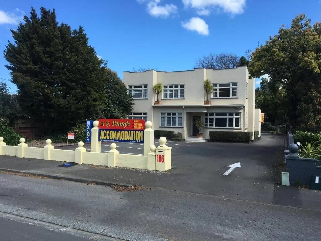 5 Best Backpacker Hostels in Palmerston North