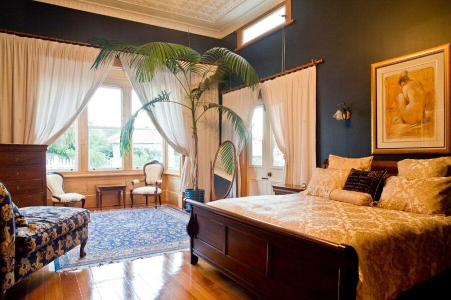 10 Best Romantic Accommodation in Napier