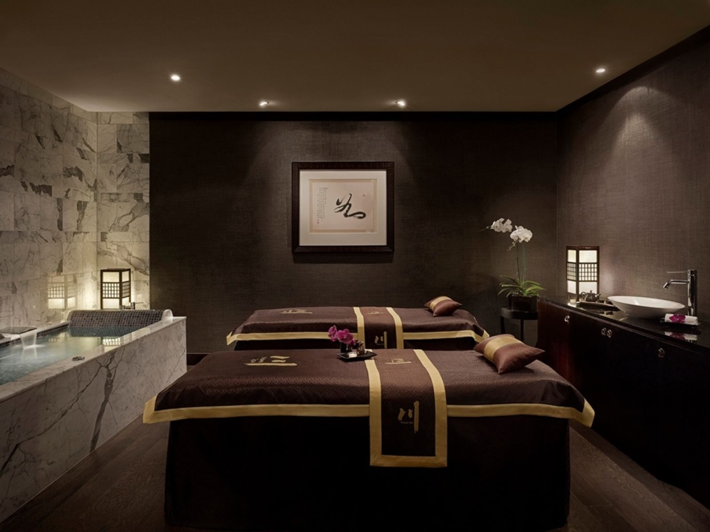 10 Luxury Activities in Auckland