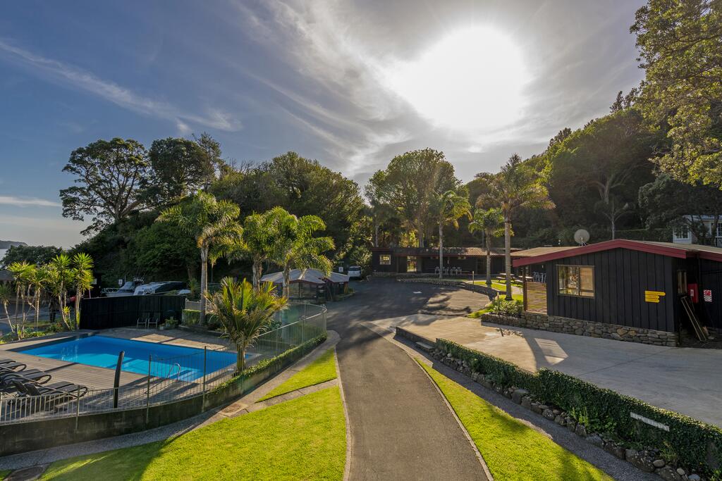 10 Best Budget Accommodation in the Coromandel