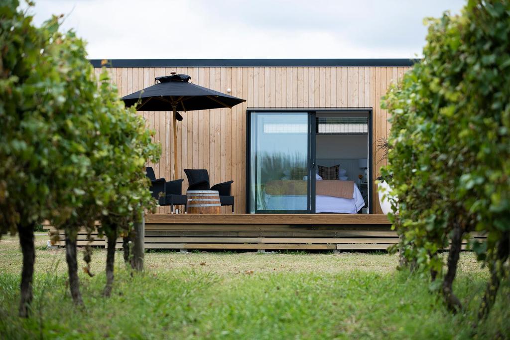 The Honeymoon & Romantic Getaway Guide to Gisborne