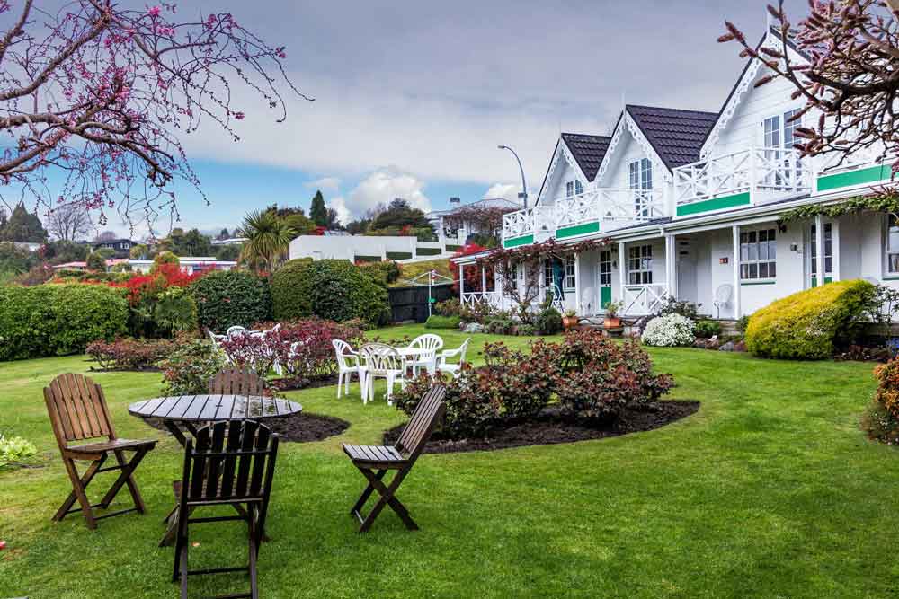 The Honeymoon & Romantic Getaway Guide to Taupo