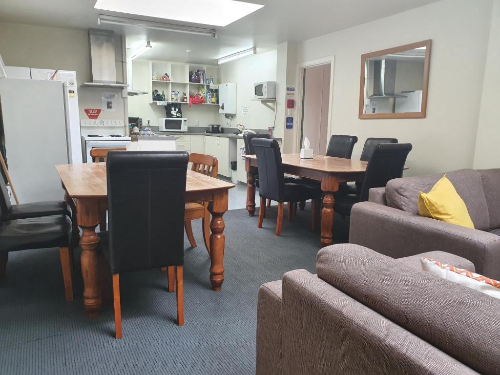 5 Best Backpacker Hostels in Lake Tekapo