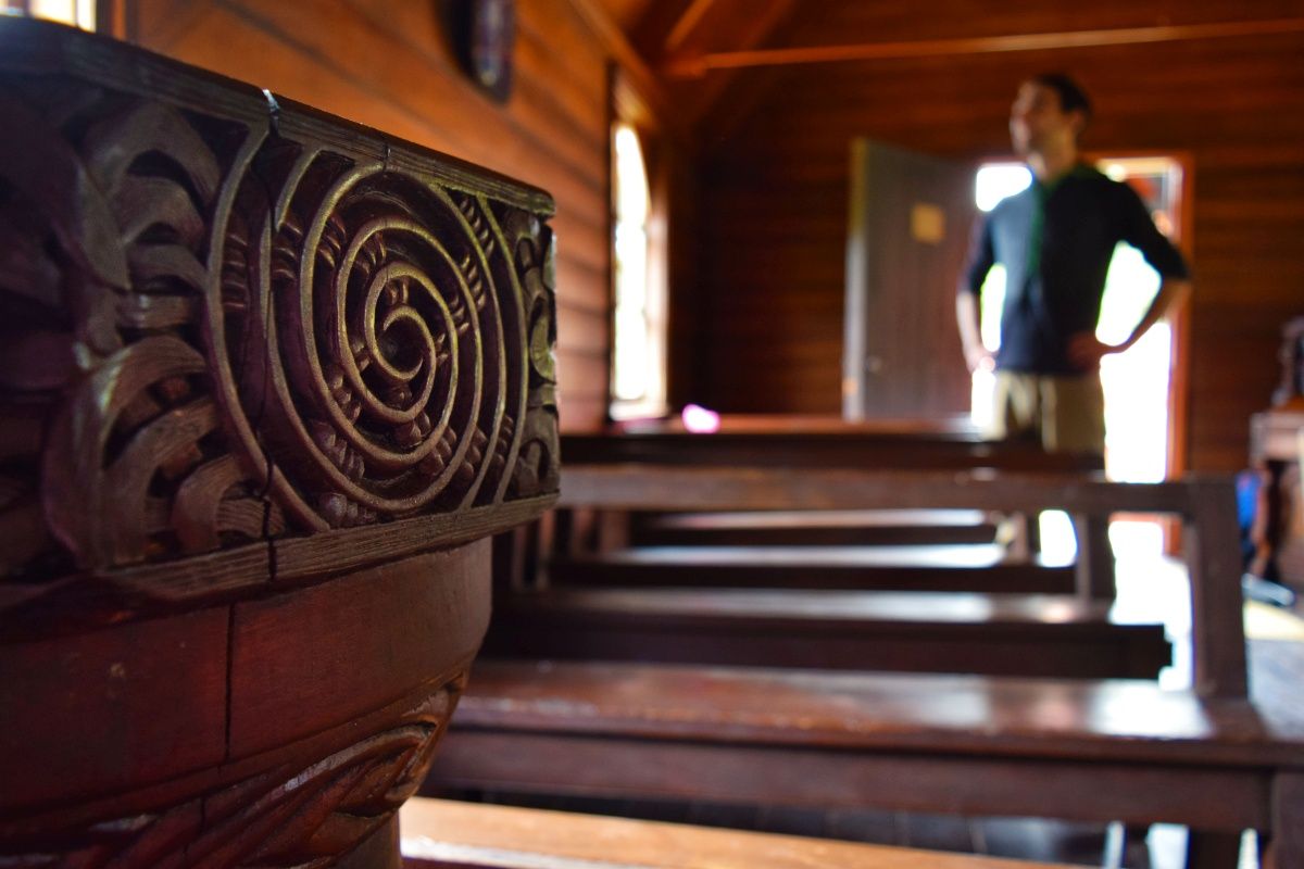 10 Romantic Activities in Akaroa for Couples