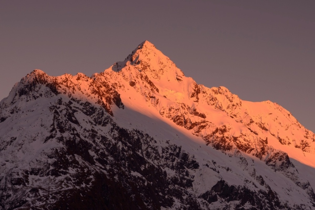 18 Stops You Can't Miss on the Road to Milford Sound ????️ [2025]