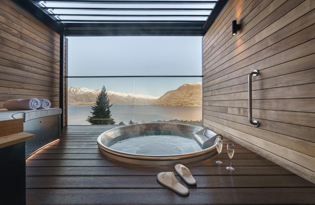 The Honeymoon &amp; Romantic Getaway Guide to Queenstown