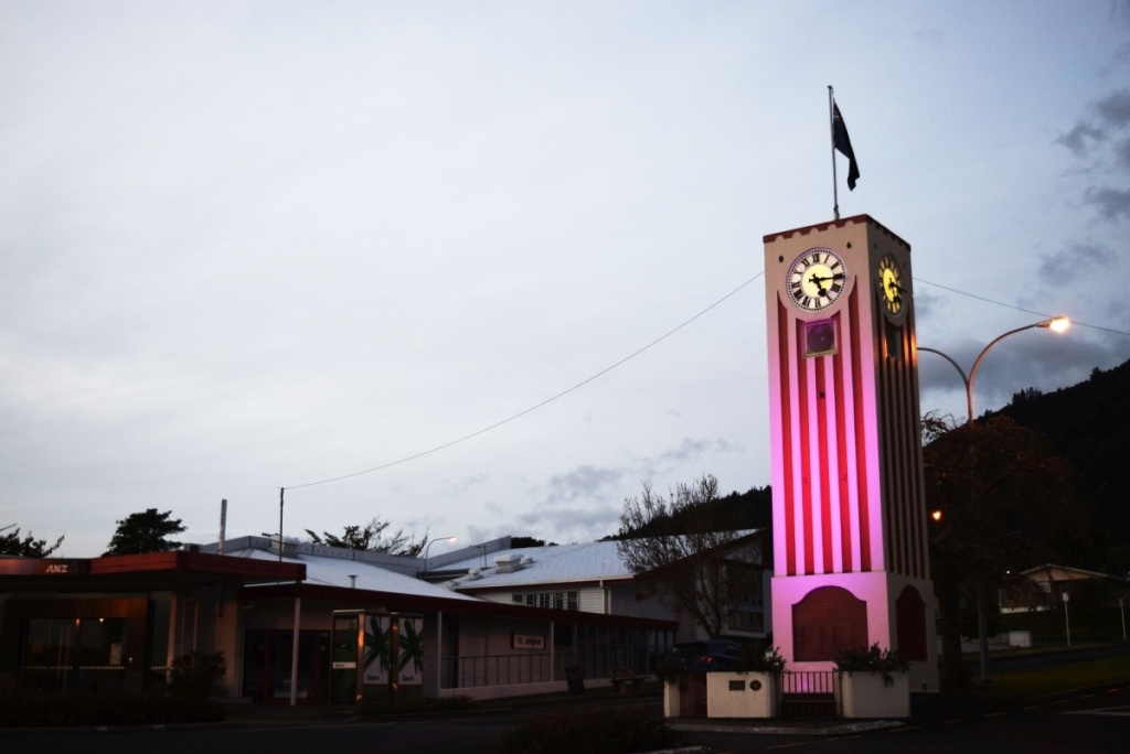 10 Ways to Handle the Long Drives in New Zealand