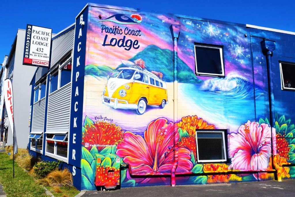 8 Best Backpacker Hostels in Tauranga & Mt Maunganui 🎒 [2026]