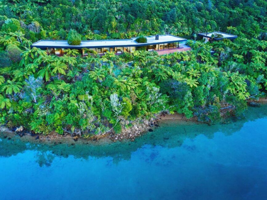 10 Best Luxury Accommodations in Picton ???? [2023]