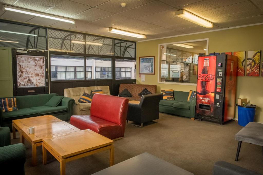 30 Best Backpacker Hostels in Auckland ???? [2023]