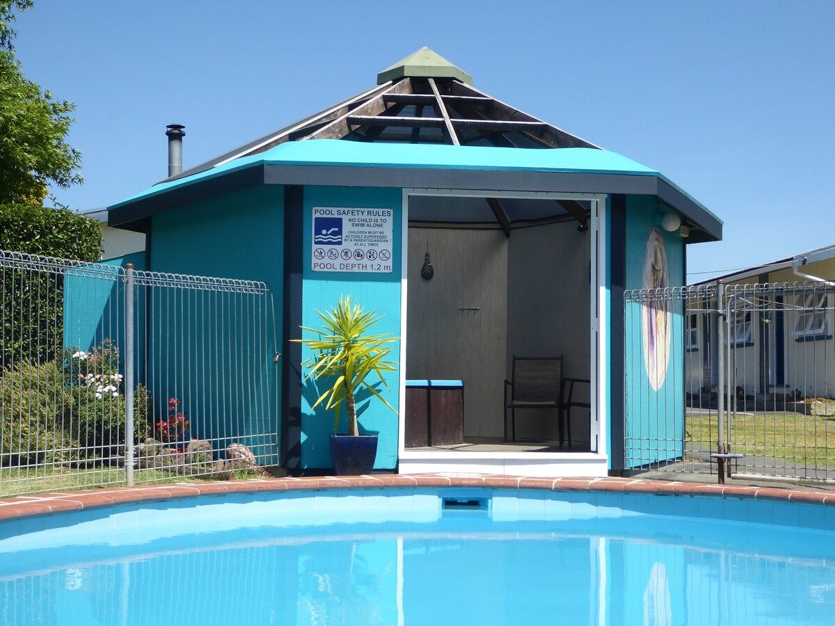 5 Best Backpacker Hostels in Whangarei [2023]