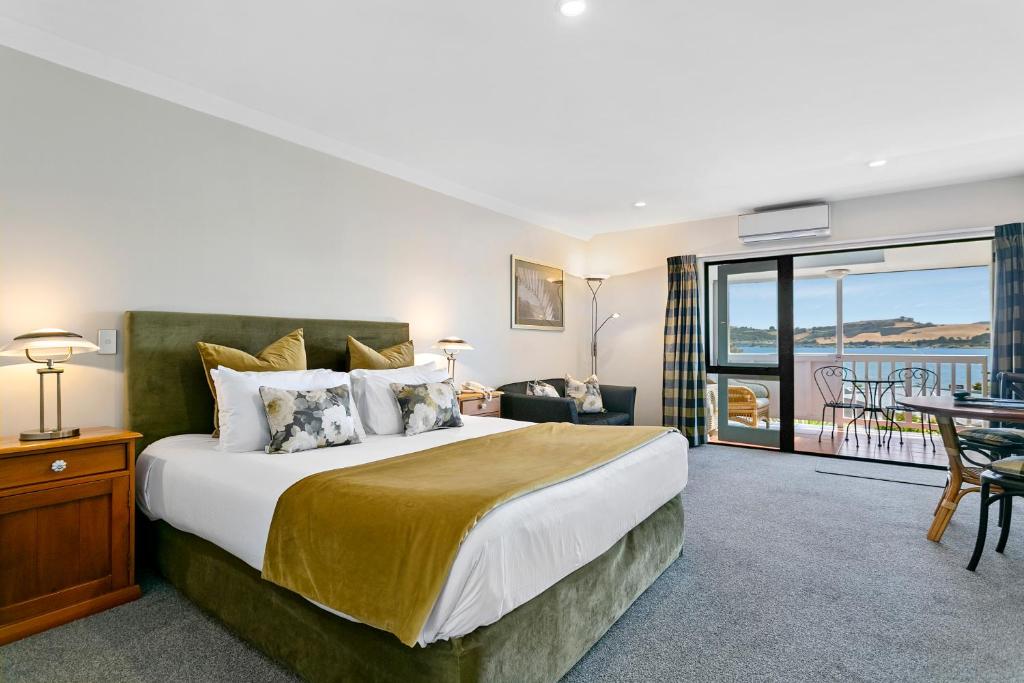 10 Most Romantic Accommodations in Taupo 💑 [2025]