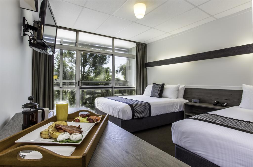 15 Best Family Accommodations in Hamilton ???? [2023]