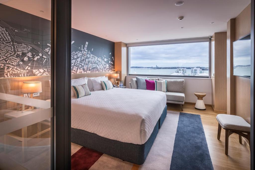 20 Most Romantic Hotels & Accommodations in Auckland