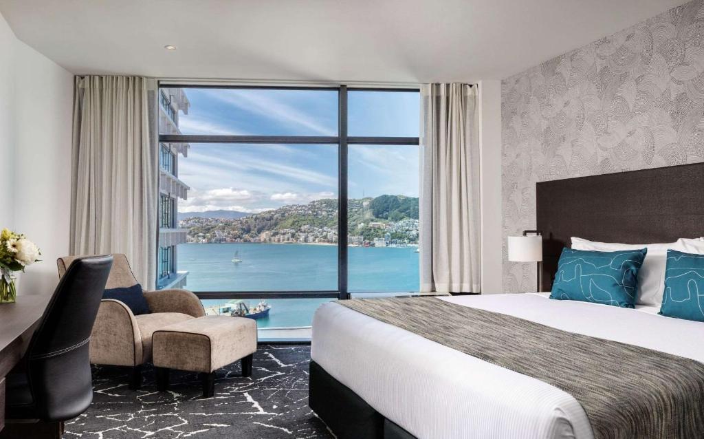 12 Most Romantic Accommodations in Wellington ❤️ [2025]