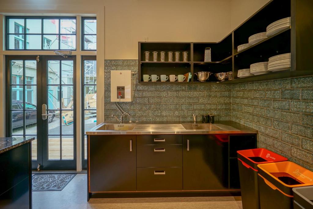 10 Best Self-Catering Accommodations in Wellington 🍽️ [2025]