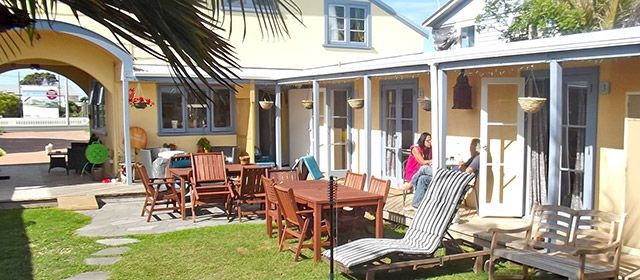 10 Best Backpacker Hostels in Auckland ???? [2023]