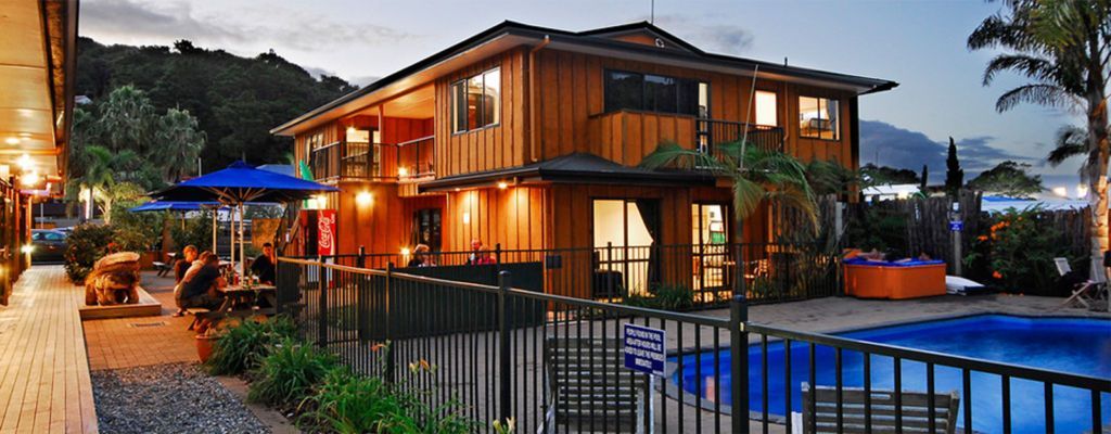 8 Best Backpacker Hostels in Paihia ???? [2023]