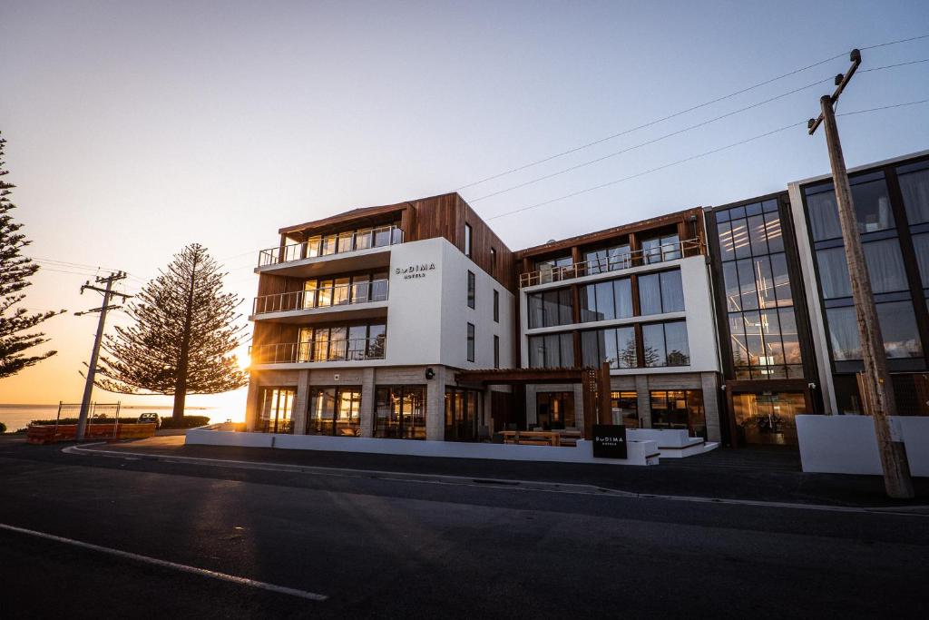 21 BEST Hotels & Places to Stay in Kaikoura ????️ [2023]