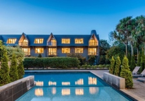 14 Most Romantic Accommodations in Christchurch ❤️ [2025]