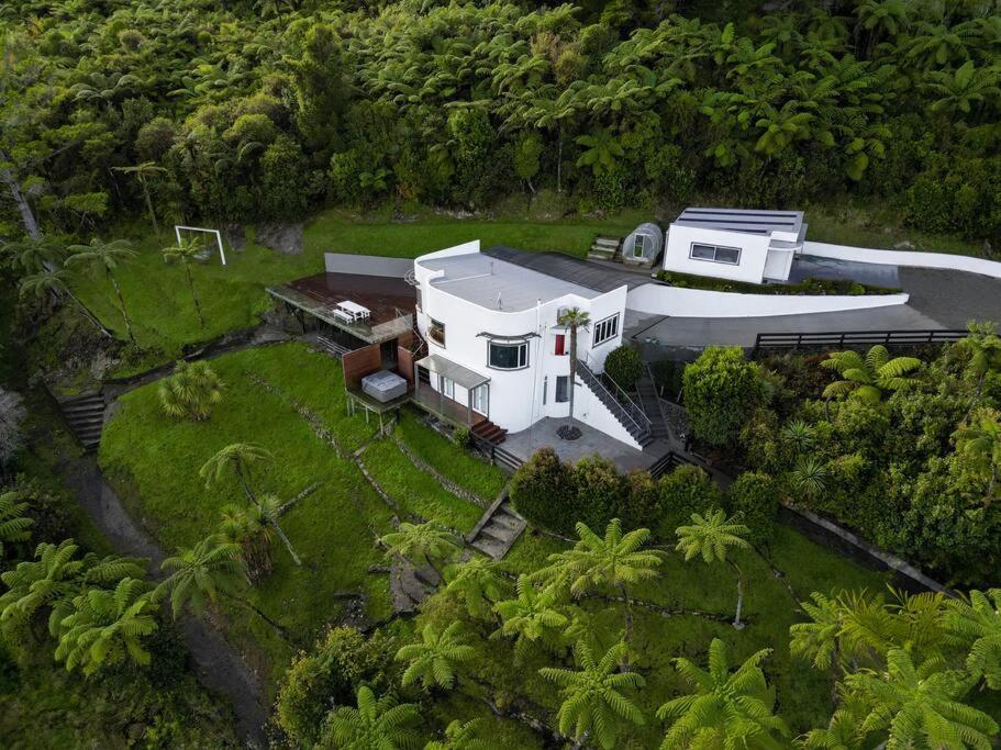 7 Most Romantic Accommodations in Greymouth ❤️ [2025]