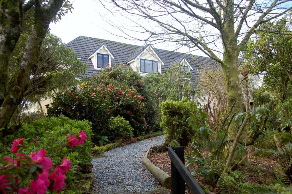 6 Best Luxury Accommodations in Greymouth 🍸 [2025]