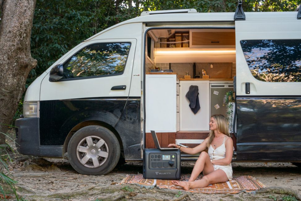 Which is Cheaper, Power Station or Portable Generator for Your Motorhome?