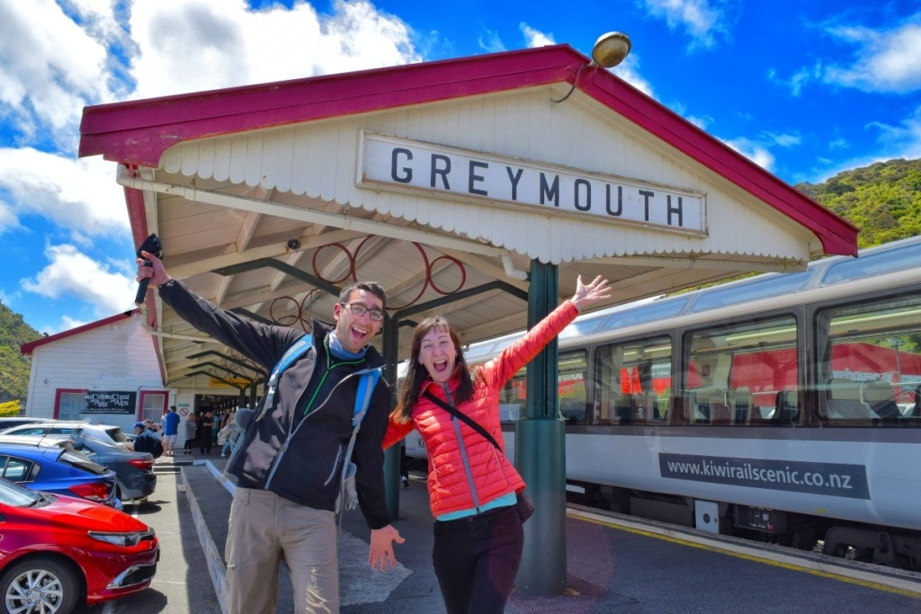 New Zealand Honeymoon & Romance Itinerary: 1 Month / 4 Weeks / 30 Days