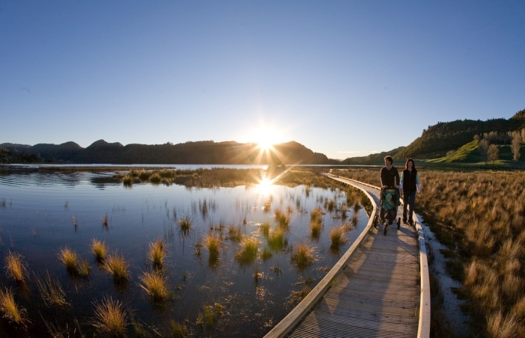 The Travel Guide to Rotorua for Families ♨️ [2025]