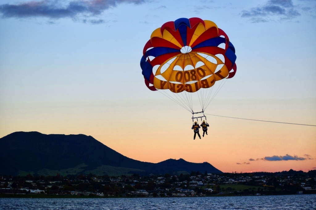 North Island Honeymoon & Romance Itinerary: 2 Weeks / 14 Days