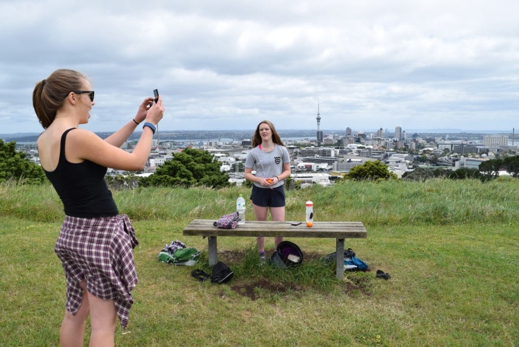 New Zealand Budget & Backpacking Itinerary: 1 Month / 4 Weeks / 30 Days