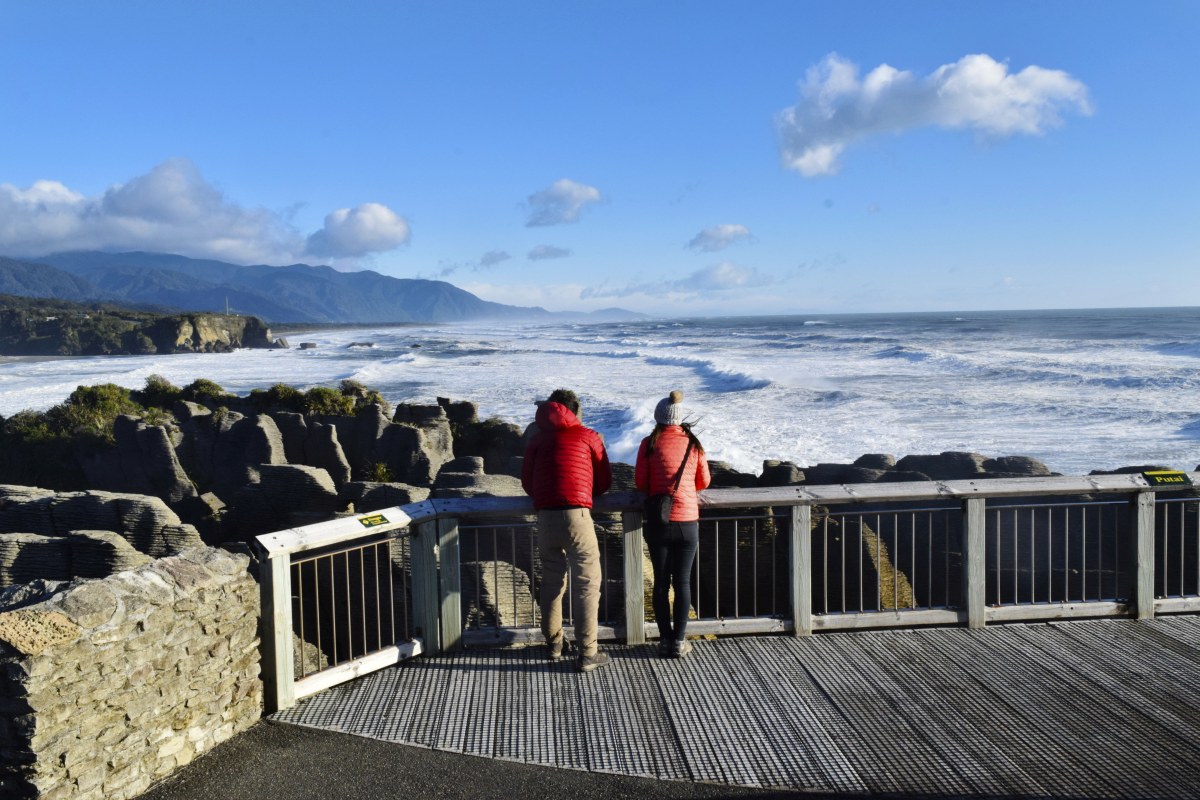 New Zealand Budget & Backpacking Itinerary: 1 Month / 4 Weeks / 30 Days