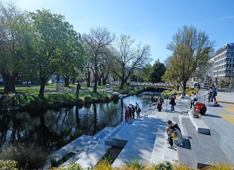 26 Free & Cheap Things to Do in Christchurch [2023]
