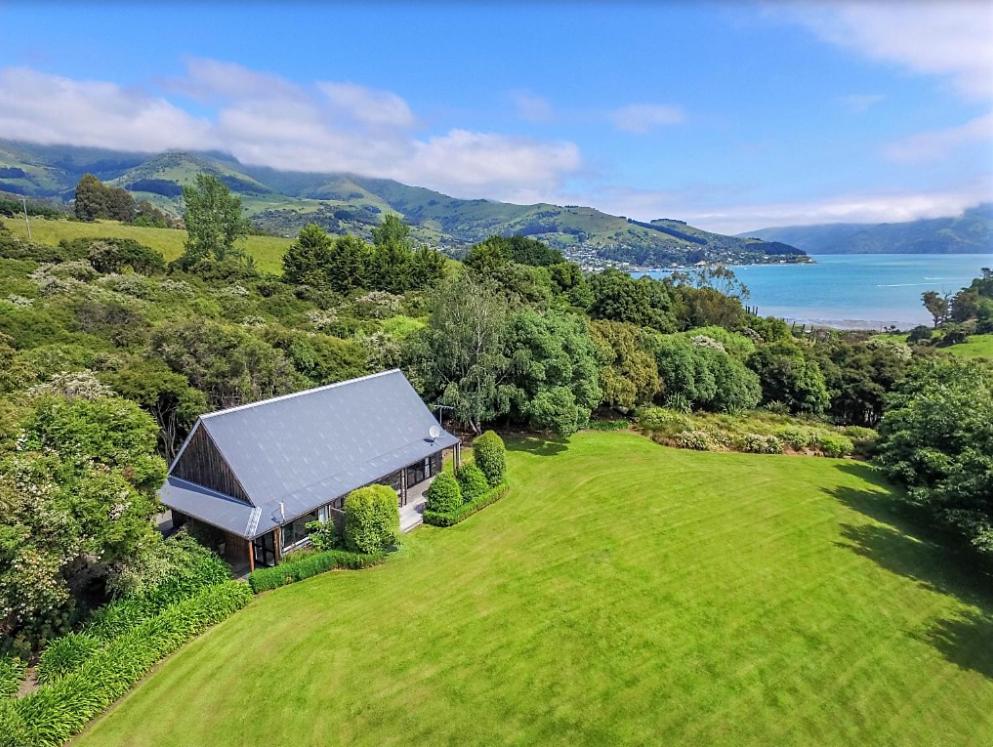 15 BEST Holiday Homes in Akaroa ???? [2023]