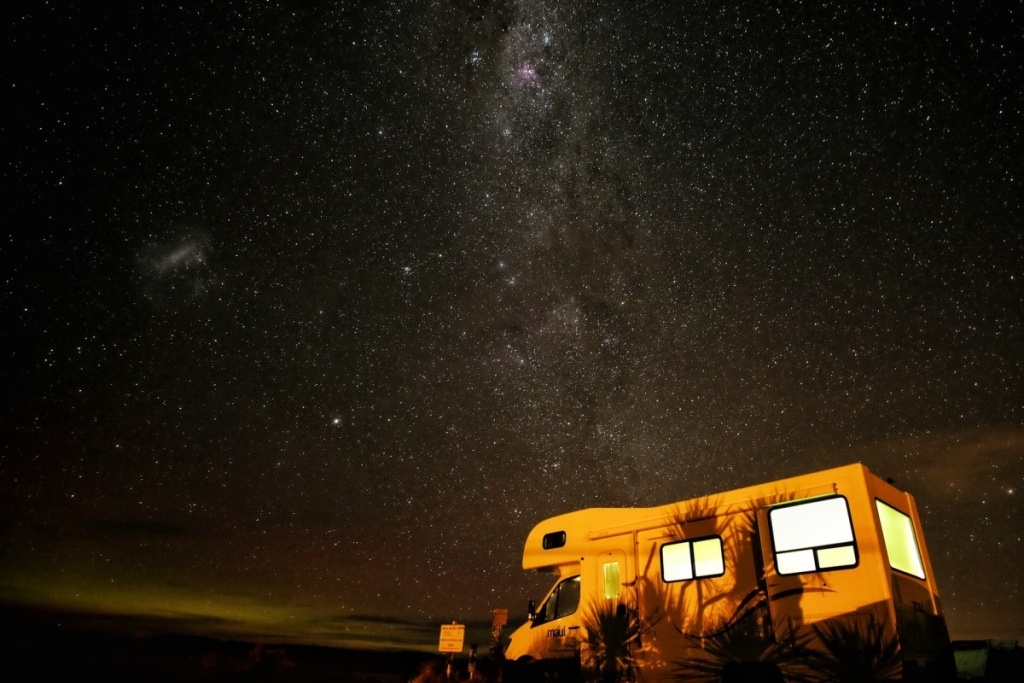 15 Best Places & Tours for Stargazing in New Zealand ???? [2023]