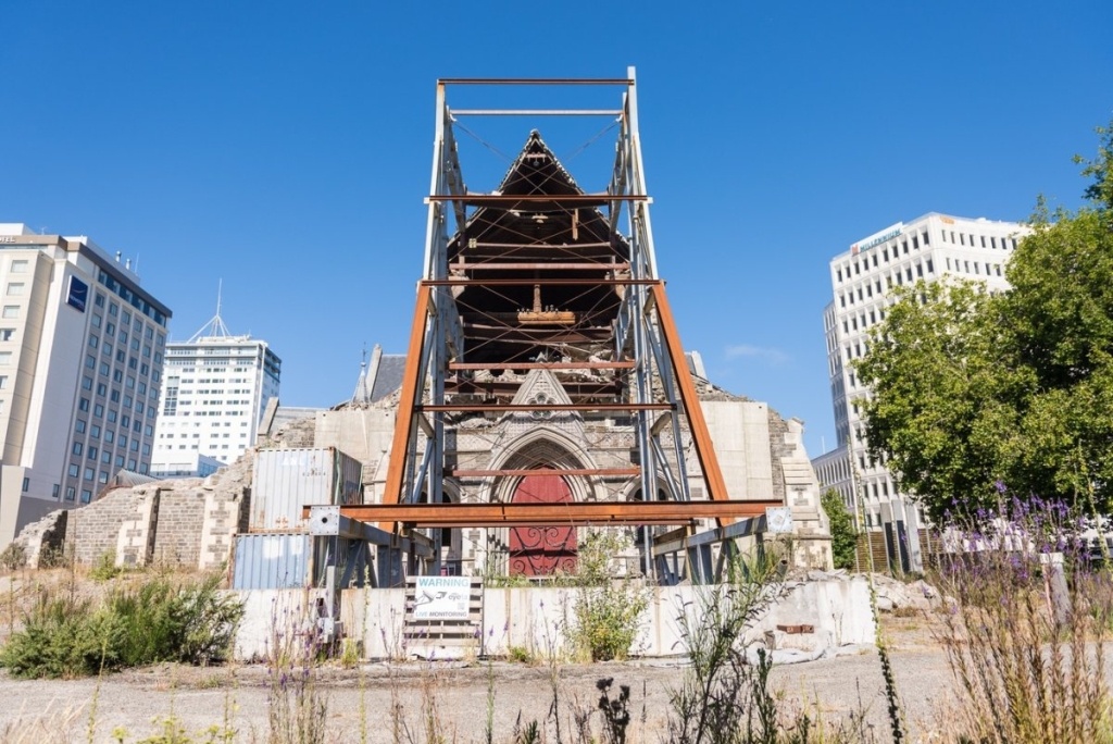 11 Jobs Surprisingly Easy to Get in New Zealand