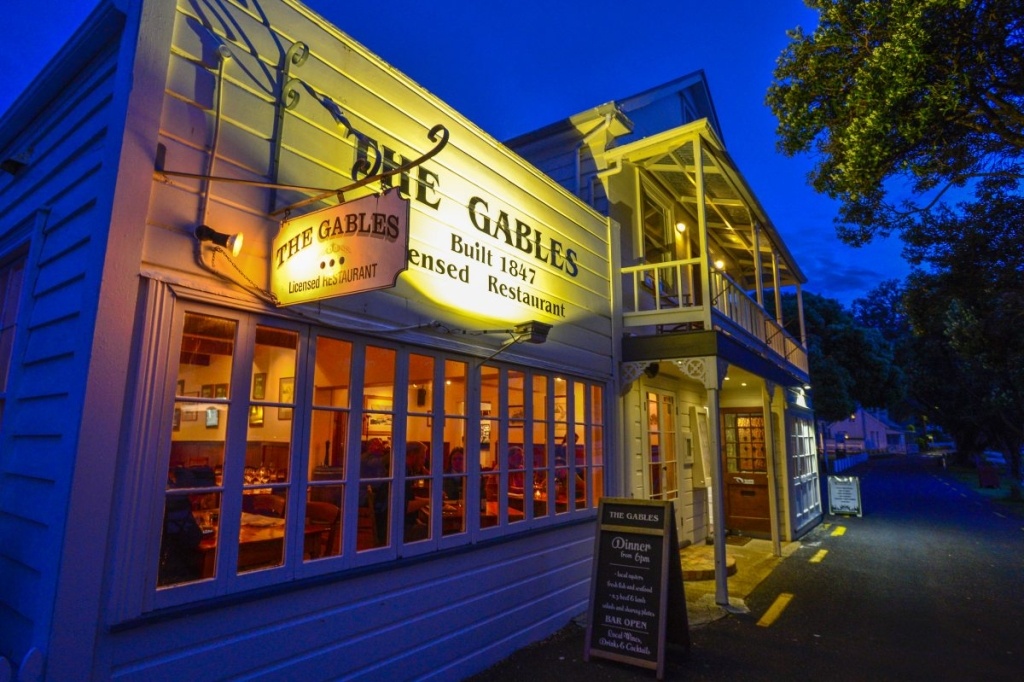 The Food Guide to the Bay of Islands: Places to Eat & Food Tours