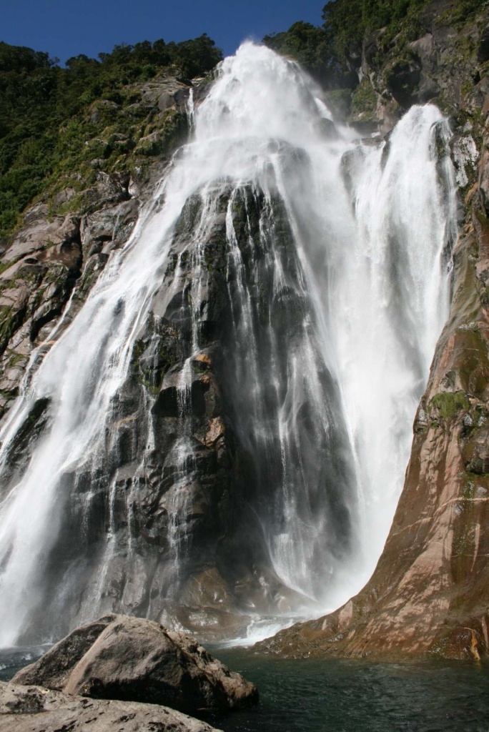 20 Best Walks & Hikes in Milford Sound ????️ [2025]