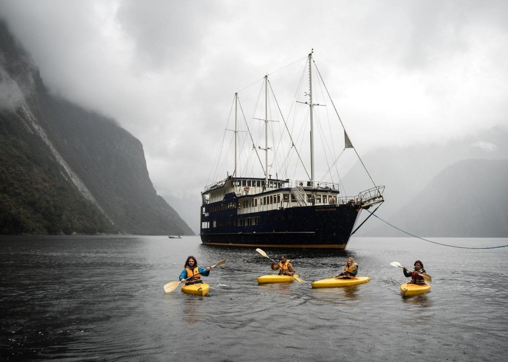 17 BEST Milford Sound Tours from Queenstown & Te Anau