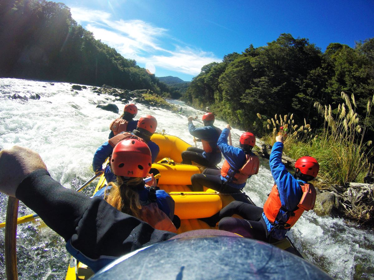 14 Best White Water Rafting in New Zealand 🏞️ 2026